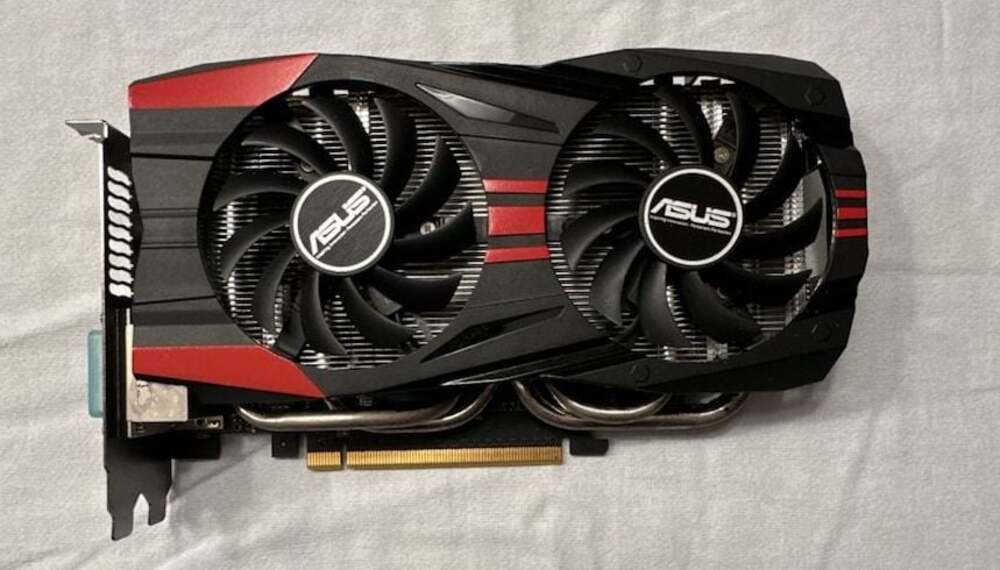 ASUS GeForce GTX 760 DirectCU II OC 2GB GDDR5 Graphics Card (GTX760-DC2OC-2GD5)